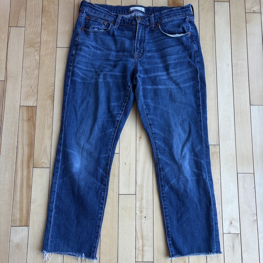 Madewell The Slim Boyjean Women's Size 28 Blue Denim Distressed Raw Hem Jeans